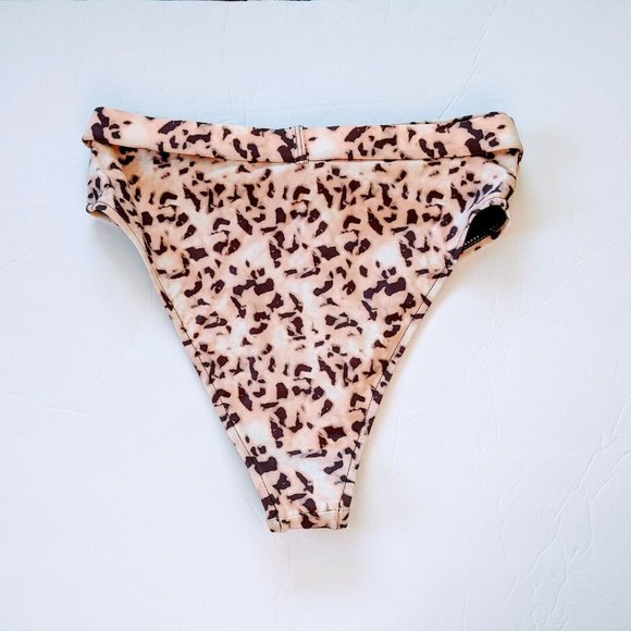 Weworewhat Emily Tortoise High-Waist Bikini Bottom - Picture 3 of 9